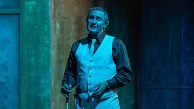 ΑΡΩΜΑ ΓΥΝΑΙΚΑΣ