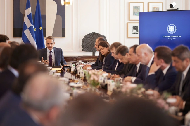 mitsotakis-ypoyrgiko2