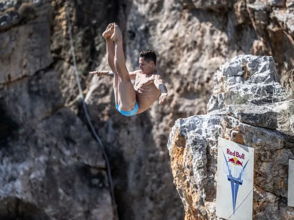 Red-Bull-Cliff-Diving-1