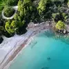Η παραλία στο «Μονακό» της Ελλάδας